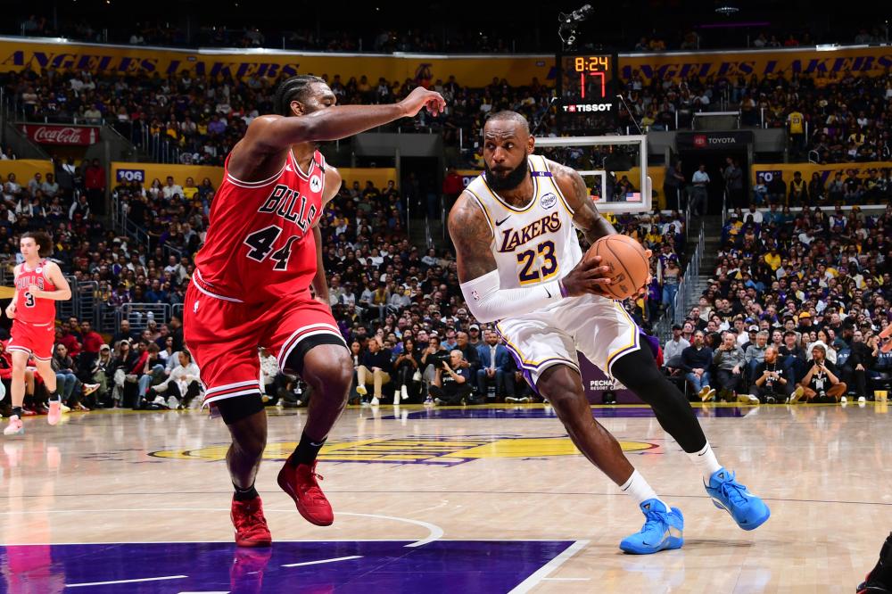 他在场上的 他在场上的